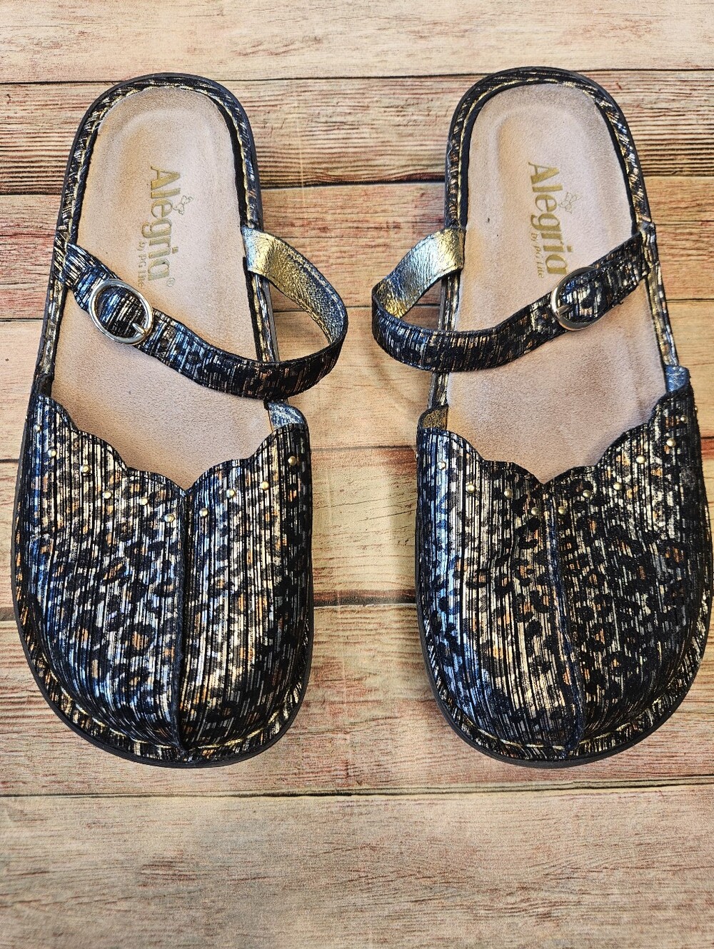 Alegria Tuscany clogs